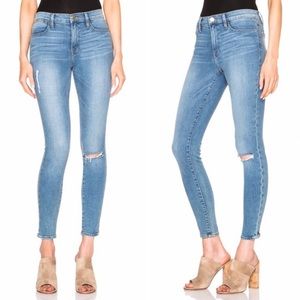 FRAME Le High Skinny Jeans in Waterford Size: 28